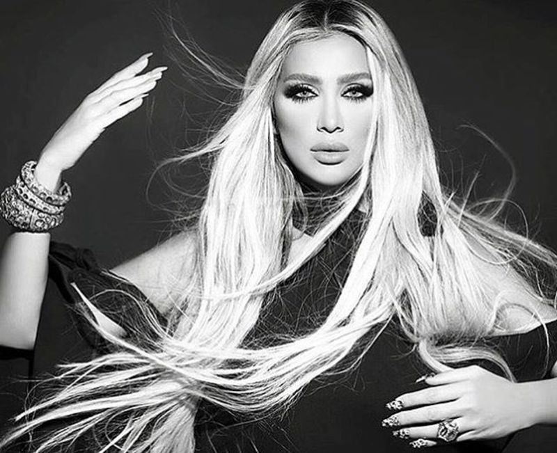 فستان مايا دياب كاد يوقع الـ MBC في مأزق !! بالصورة